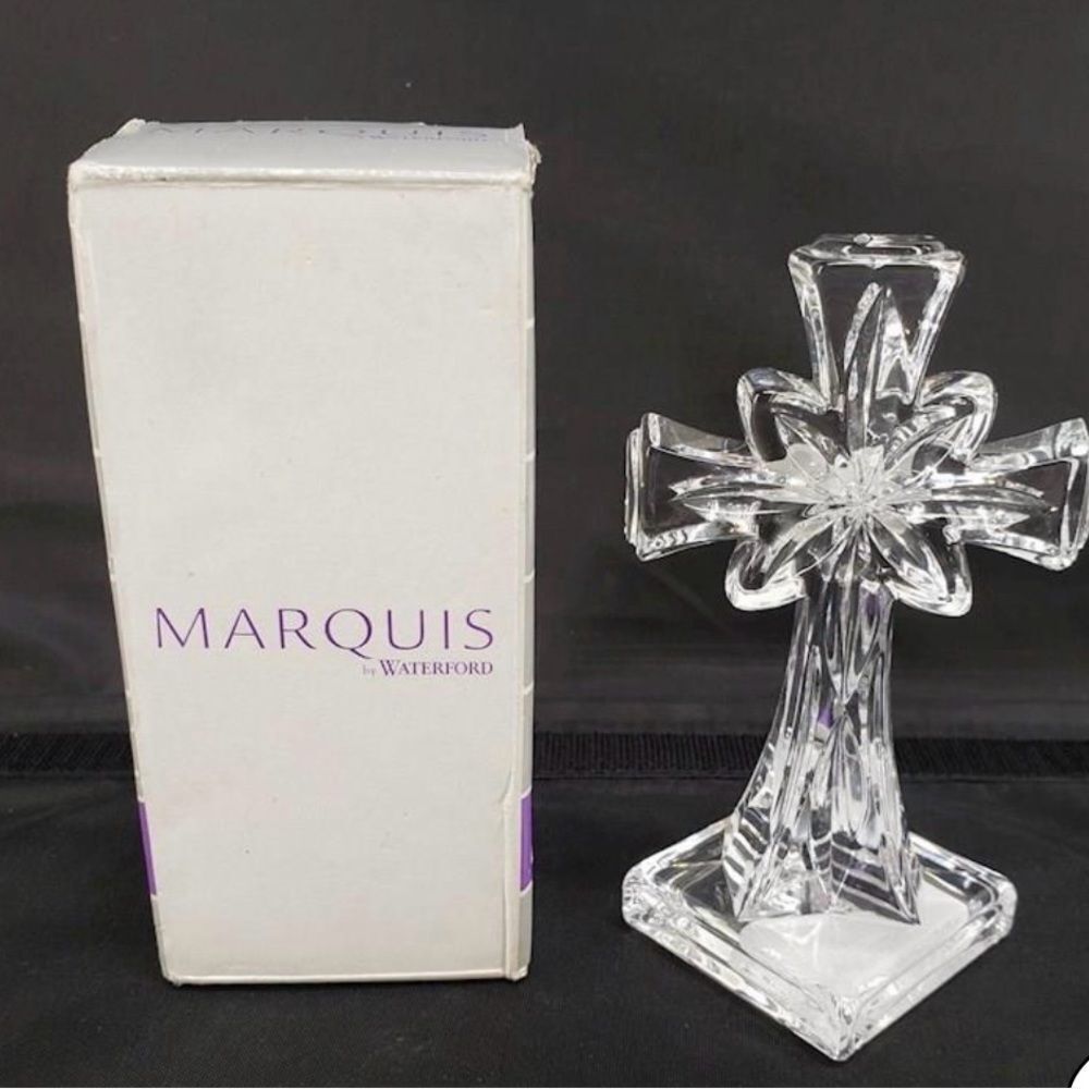 Religious Crystal Cross by Waterford Fine Crystal 4" original box - Picture 2 of 8